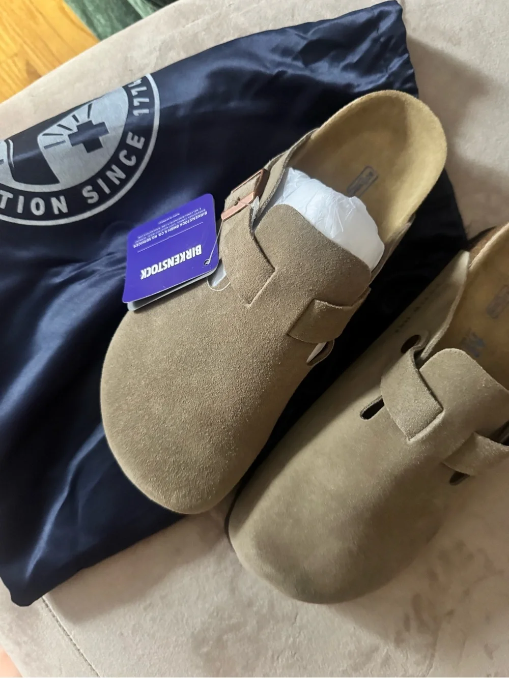 Birkenstock Men’s Suede Clog in Tan Olive